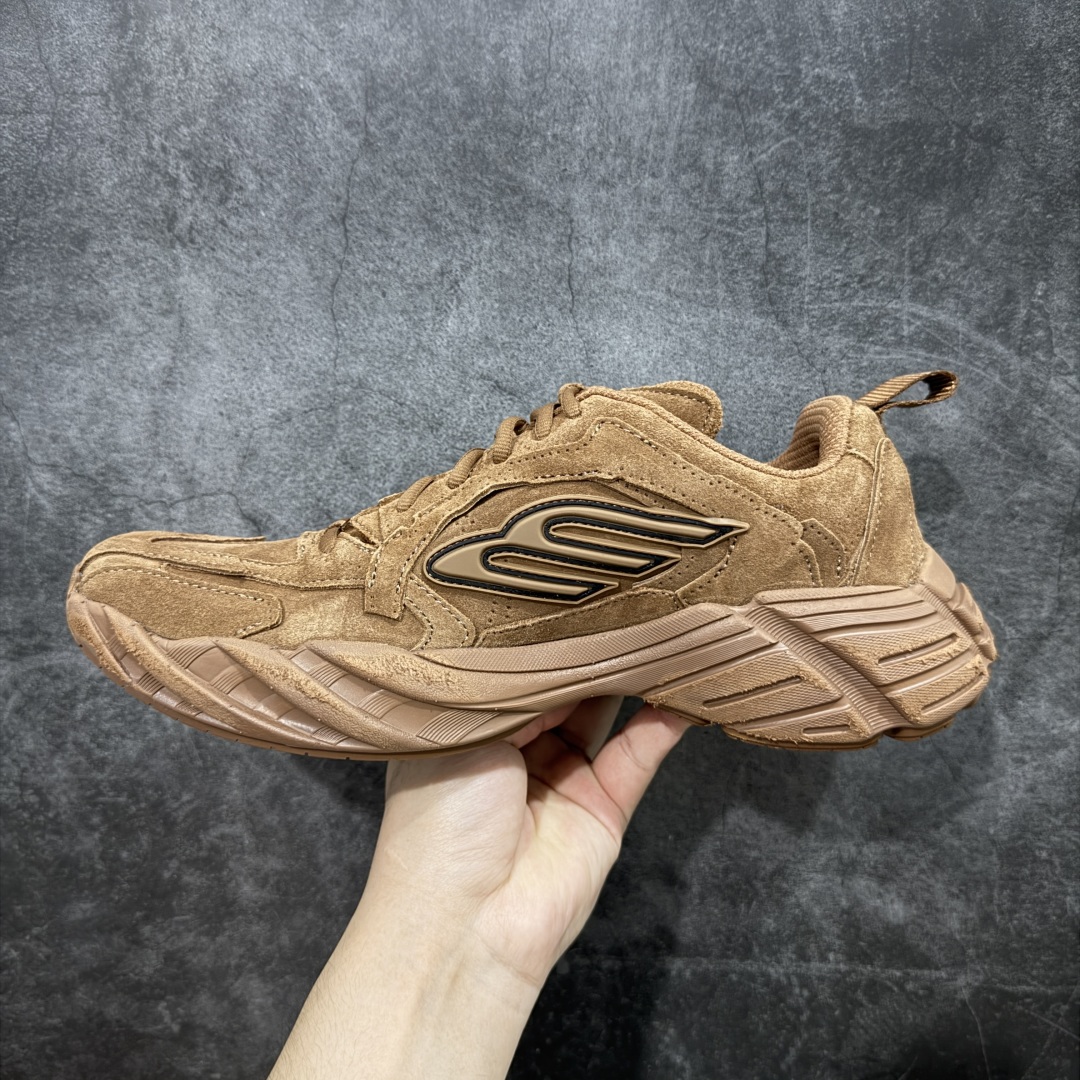 图片[2]-【XA纯原】最新外贸批次 Balenciaga巴黎世家16代 MONDAY 深棕色麂皮 其前卫的设计、夸张的体积和反光细节赋予其特别的轮廓 采用头层牛皮材质制成，带来良好脚感，外观全新造型，鞋身富有潮流感且易穿搭，正确做旧，多层组合橡胶大底防滑耐磨 尺码：35 36 37 38 39 40 41 42 43 44 45 46-选品中心