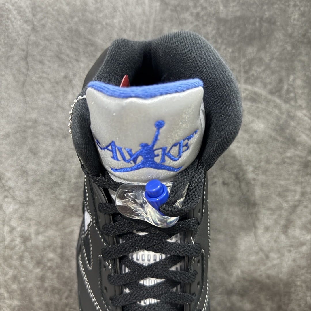 图片[8]-【PK纯原】Awake NY x Air Jordan AJ5 联名黑蓝 DV4982-004 SZ原厂全套原楦原纸板磨具开发 原厂皮料加持 原厂港宝加持定型后跟R度完美 同源原厂电绣 飞人针数密度立体效果一致 原厂拉帮手法 原厂配置纸衬高频鞋盒 原厂指令配双鞋带 原厂TPU网格鞋带扣 超高鞋面清洁度 最高QC检验标准 控制溢胶瑕疵 到手可放心比对发售原鞋 上脚百分百充正驾驭 尺码：40 40.5 41 42 42.5 43 44 44.5 45 46 47.5-选品中心