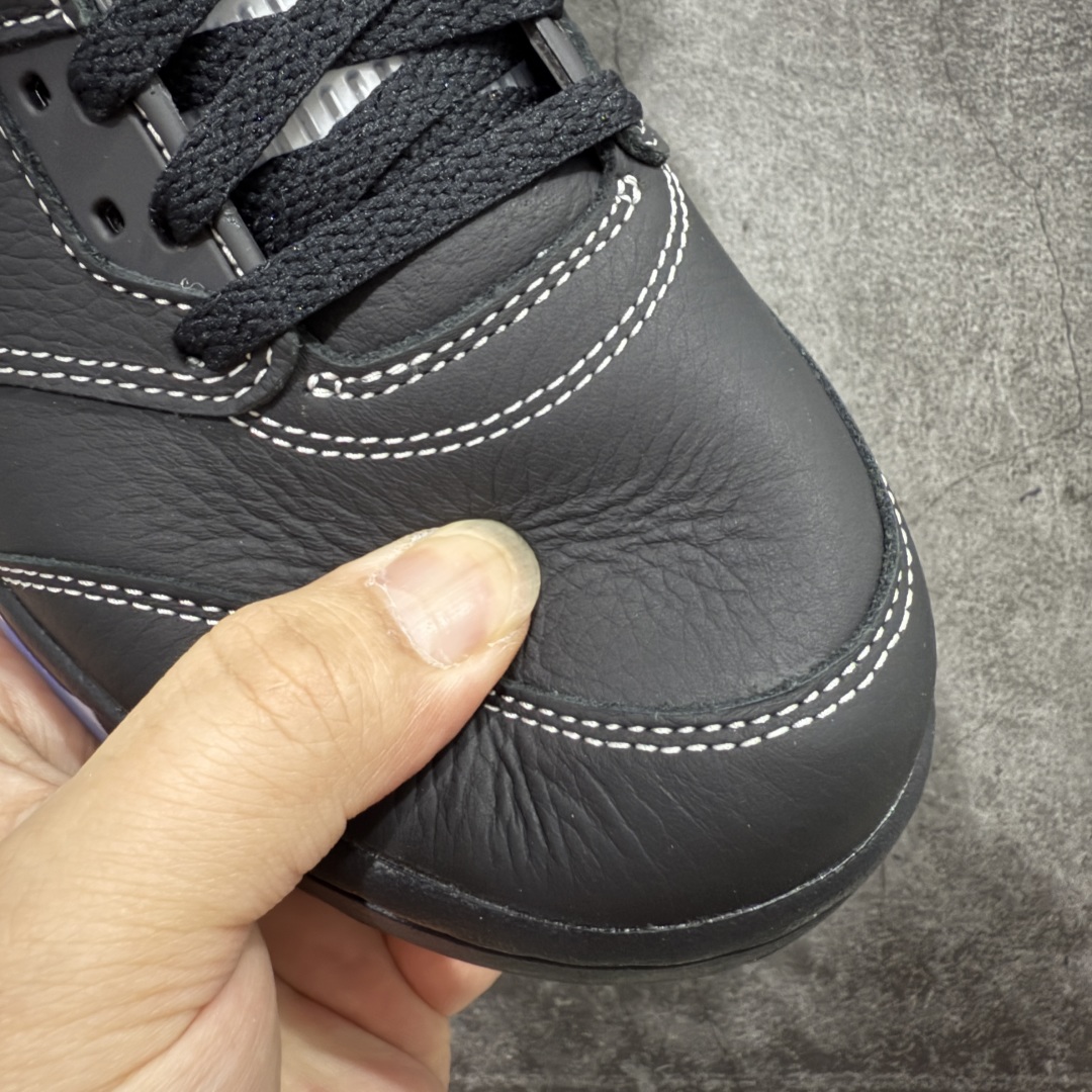 图片[4]-【PK纯原】Awake NY x Air Jordan AJ5 联名黑蓝 DV4982-004 SZ原厂全套原楦原纸板磨具开发 原厂皮料加持 原厂港宝加持定型后跟R度完美 同源原厂电绣 飞人针数密度立体效果一致 原厂拉帮手法 原厂配置纸衬高频鞋盒 原厂指令配双鞋带 原厂TPU网格鞋带扣 超高鞋面清洁度 最高QC检验标准 控制溢胶瑕疵 到手可放心比对发售原鞋 上脚百分百充正驾驭 尺码：40 40.5 41 42 42.5 43 44 44.5 45 46 47.5-选品中心