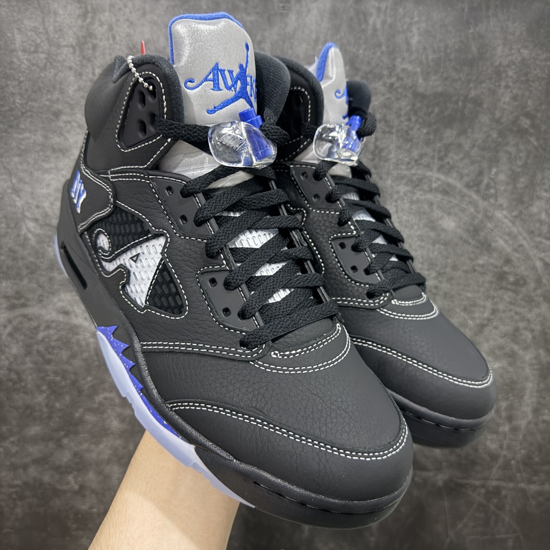 【PK纯原】Awake NY x Air Jordan AJ5 联名黑蓝 DV4982-004 SZ原厂全套原楦原纸板磨具开发 原厂皮料加持 原厂港宝加持定型后跟R度完美 同源原厂电绣 飞人针数密度立体效果一致 原厂拉帮手法 原厂配置纸衬高频鞋盒 原厂指令配双鞋带 原厂TPU网格鞋带扣 超高鞋面清洁度 最高QC检验标准 控制溢胶瑕疵 到手可放心比对发售原鞋 上脚百分百充正驾驭 尺码:40 40.5 41 42 42.5 43 44 44.5 45 46 47.5-选品中心