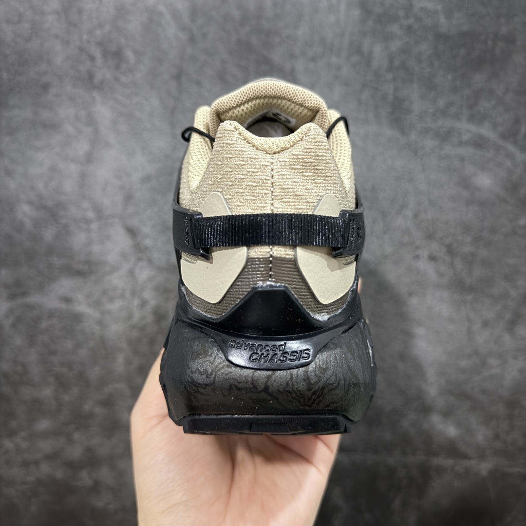 图片[4]-【巅峰版】SALOMON萨洛蒙 XT PU.RE ADVANCED 舒适百搭耐磨 低帮 越野跑步鞋 男女同款 黑棕 474462 萨洛蒙潮流越野机能户外功能鞋 纯原外贸平台特供订单 耗时半年巨作 全套原纸板楦头开发 原厂特供网布配套加持 确保原汁原味 完美呈现版型 原档数据独家私模五层组合大底 男女鞋同步官方开发至46.5 原装Ortholite轻量化鞋垫 中底布带钢印编号 原厂TPU锁扣 进口港宝加持 后跟自然饱满 还原公司包裹性 基于 SALOMON 初代 XT 鞋身造型并搭载 4D ADVANCED CHASSIS™ 大底打造而成 带来了多项足部控制与保护等功能性 如在运动过程中控制左右晃动的过程而提高稳定性、改善长途越野过程中足中到足尖的过渡、提高感知岩石的精确度以抵抗尖锐物体对脚底的伤害以及采用动态缓冲来增强穿着舒适感 从而减轻疲劳感 使其成为一双舒适且安全的户外之履 尺码：36 36.5 37.5 38 38.5 39 40 40.5 41 42 42.5 43 44 44.5 45-选品中心