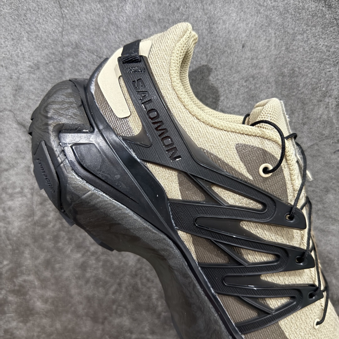 图片[7]-【巅峰版】SALOMON萨洛蒙 XT PU.RE ADVANCED 舒适百搭耐磨 低帮 越野跑步鞋 男女同款 黑棕 474462 萨洛蒙潮流越野机能户外功能鞋 纯原外贸平台特供订单 耗时半年巨作 全套原纸板楦头开发 原厂特供网布配套加持 确保原汁原味 完美呈现版型 原档数据独家私模五层组合大底 男女鞋同步官方开发至46.5 原装Ortholite轻量化鞋垫 中底布带钢印编号 原厂TPU锁扣 进口港宝加持 后跟自然饱满 还原公司包裹性 基于 SALOMON 初代 XT 鞋身造型并搭载 4D ADVANCED CHASSIS™ 大底打造而成 带来了多项足部控制与保护等功能性 如在运动过程中控制左右晃动的过程而提高稳定性、改善长途越野过程中足中到足尖的过渡、提高感知岩石的精确度以抵抗尖锐物体对脚底的伤害以及采用动态缓冲来增强穿着舒适感 从而减轻疲劳感 使其成为一双舒适且安全的户外之履 尺码：36 36.5 37.5 38 38.5 39 40 40.5 41 42 42.5 43 44 44.5 45-选品中心