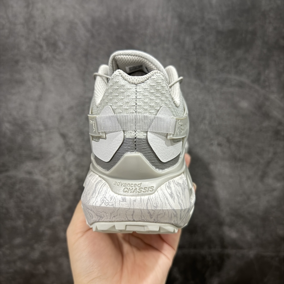 图片[4]-【巅峰版】SALOMON萨洛蒙 XT PU.RE ADVANCED 舒适百搭耐磨 低帮 越野跑步鞋 男女同款 浅灰 476047 萨洛蒙潮流越野机能户外功能鞋 纯原外贸平台特供订单 耗时半年巨作 全套原纸板楦头开发 原厂特供网布配套加持 确保原汁原味 完美呈现版型 原档数据独家私模五层组合大底 男女鞋同步官方开发至46.5 原装Ortholite轻量化鞋垫 中底布带钢印编号 原厂TPU锁扣 进口港宝加持 后跟自然饱满 还原公司包裹性 基于 SALOMON 初代 XT 鞋身造型并搭载 4D ADVANCED CHASSIS™ 大底打造而成 带来了多项足部控制与保护等功能性 如在运动过程中控制左右晃动的过程而提高稳定性、改善长途越野过程中足中到足尖的过渡、提高感知岩石的精确度以抵抗尖锐物体对脚底的伤害以及采用动态缓冲来增强穿着舒适感 从而减轻疲劳感 使其成为一双舒适且安全的户外之履 尺码：36 36.5 37.5 38 38.5 39 40 40.5 41 42 42.5 43 44 44.5 45-选品中心