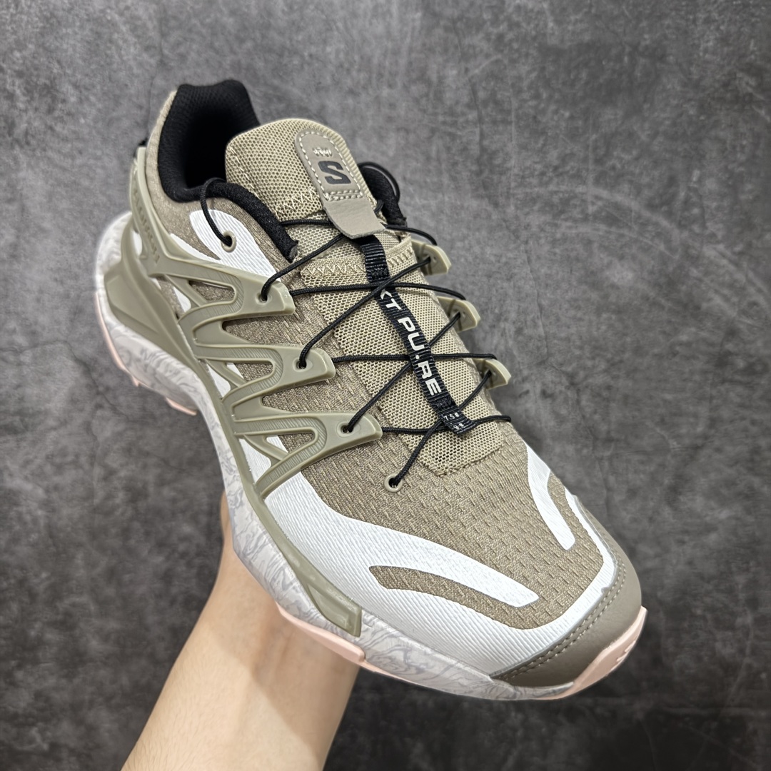 图片[3]-【巅峰版】SALOMON萨洛蒙 XT PU.RE ADVANCED 舒适百搭耐磨 低帮 越野跑步鞋 男女同款 灰绿 478026 萨洛蒙潮流越野机能户外功能鞋 纯原外贸平台特供订单 耗时半年巨作 全套原纸板楦头开发 原厂特供网布配套加持 确保原汁原味 完美呈现版型 原档数据独家私模五层组合大底 男女鞋同步官方开发至46.5 原装Ortholite轻量化鞋垫 中底布带钢印编号 原厂TPU锁扣 进口港宝加持 后跟自然饱满 还原公司包裹性 基于 SALOMON 初代 XT 鞋身造型并搭载 4D ADVANCED CHASSIS™ 大底打造而成 带来了多项足部控制与保护等功能性 如在运动过程中控制左右晃动的过程而提高稳定性、改善长途越野过程中足中到足尖的过渡、提高感知岩石的精确度以抵抗尖锐物体对脚底的伤害以及采用动态缓冲来增强穿着舒适感 从而减轻疲劳感 使其成为一双舒适且安全的户外之履 尺码：36 36.5 37.5 38 38.5 39 40 40.5 41 42 42.5 43 44 44.5 45-选品中心