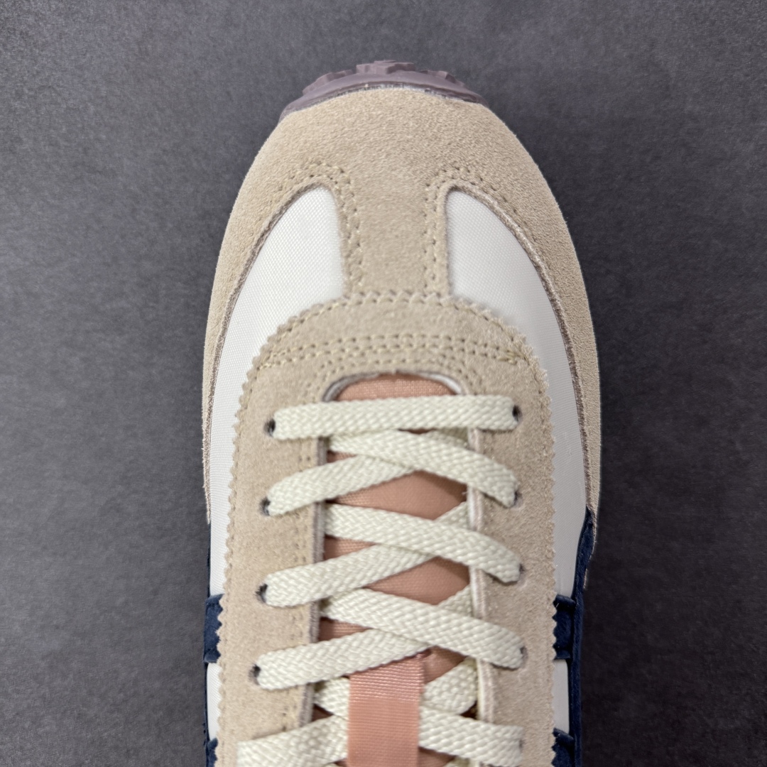 图片[8]-【公司级】Onitsuka Tiger鬼塚虎/鬼冢虎阿甘鞋EDR 78™休闲鞋78系列 中性休闲运动鞋 复古风的日常百搭神器它的设计灵感来源于经典跑步鞋，简约又不失时尚感。经典配色让整双鞋看起来特别温暖，搭配牛仔裤或者休闲裤都非常合适。鞋身采用优质材料制成，穿着起来轻便又舒适，长时间走路也不会觉得累。这双鞋的设计细节也很用心，鞋底纹路清晰，抓地力强，适合各种场合。无论是日常通勤还是周末出游，它都能成为你的最佳拍档。 尺码： 36-45 含半码 编码： FS220240-选品中心