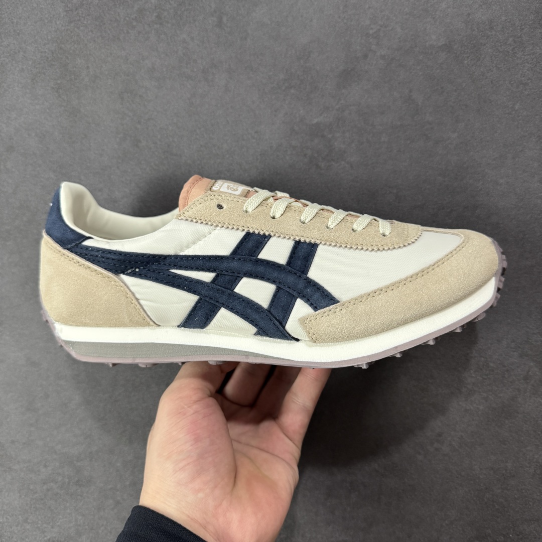 【公司级】Onitsuka Tiger鬼塚虎/鬼冢虎阿甘鞋EDR 78™休闲鞋78系列 中性休闲运动鞋 复古风的日常百搭神器它的设计灵感来源于经典跑步鞋,简约又不失时尚感。经典配色让整双鞋看起来特别温暖,搭配牛仔裤或者休闲裤都非常合适。鞋身采用优质材料制成,穿着起来轻便又舒适,长时间走路也不会觉得累。这双鞋的设计细节也很用心,鞋底纹路清晰,抓地力强,适合各种场合。无论是日常通勤还是周末出游,它都能成为你的最佳拍档。 尺码: 36-45 含半码 编码: FS220240-选品中心