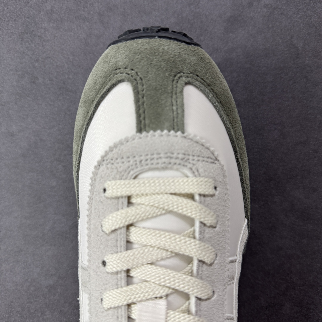 图片[8]-【公司级】Onitsuka Tiger鬼塚虎/鬼冢虎阿甘鞋EDR 78™休闲鞋78系列 中性休闲运动鞋 复古风的日常百搭神器它的设计灵感来源于经典跑步鞋，简约又不失时尚感。经典配色让整双鞋看起来特别温暖，搭配牛仔裤或者休闲裤都非常合适。鞋身采用优质材料制成，穿着起来轻便又舒适，长时间走路也不会觉得累。这双鞋的设计细节也很用心，鞋底纹路清晰，抓地力强，适合各种场合。无论是日常通勤还是周末出游，它都能成为你的最佳拍档。 尺码： 36-45 含半码 编码： FS220240-选品中心