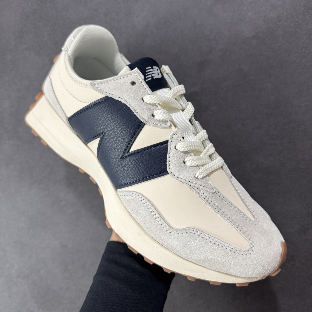 图片[3]-【K8版本】NB新百伦New Balance NB327系列复古休闲运动慢跑鞋 WS327KB 全新 New Balance 327 系列，以更纯粹的复古风格设计打造的全新造型。侧身还以解构设计，将 N 字标志以做旧压花样式呈现，样式别具新意。而麂皮、冲孔皮革的塑造，则呈现出高级怀旧气质，也让鞋款在奢华时装风格与运动氛围之间达到了平衡。 尺码：36～45半-选品中心