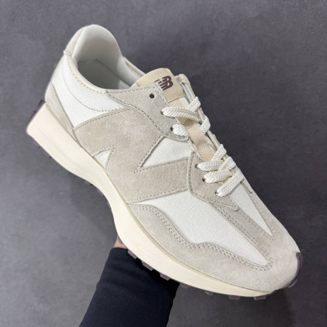 图片[3]-【K8版本】NB新百伦New Balance NB327系列复古休闲运动慢跑鞋 WS327FB 全新 New Balance 327 系列，以更纯粹的复古风格设计打造的全新造型。侧身还以解构设计，将 N 字标志以做旧压花样式呈现，样式别具新意。而麂皮、冲孔皮革的塑造，则呈现出高级怀旧气质，也让鞋款在奢华时装风格与运动氛围之间达到了平衡。 尺码：36～45半-选品中心