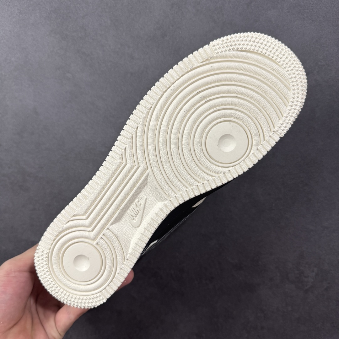 图片[9]-【定制版】Nike Air Force 1\’07 Low 联名 双层米黑 空军一号低帮休闲板鞋 XX3168-206  #原楦头原纸板 原装鞋盒 定制五金配件 内置全掌气垫 原厂鞋底   尺码：36 36.5 37.5 38 38.5 39 40 40.5 41 42 42.5 43 44 44.5 45-选品中心