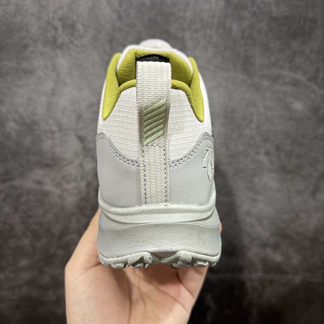 图片[4]-【莞产纯原】DESCENTE BOA 迪桑特 运动慢跑鞋 透气针织鞋面搭配BOA螺丝系带系统，带来舒适便捷的穿着体验！较厚的鞋底设计为跑步提供更好的缓震舒适性(前掌及后跟特别加高侧墙，提升侧向稳定效果) 尺码： 39 40 41 42 43 44-选品中心