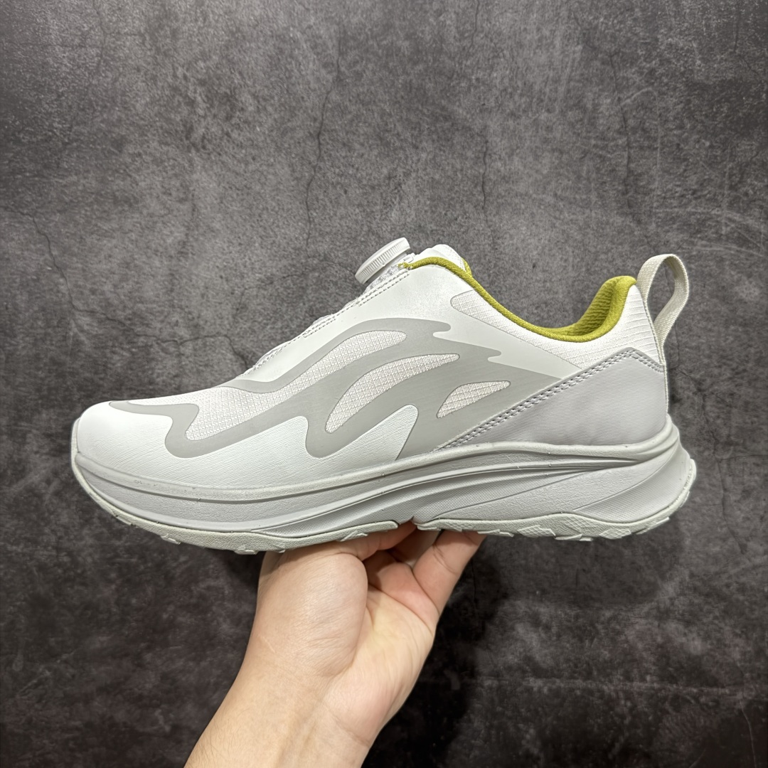 图片[2]-【莞产纯原】DESCENTE BOA 迪桑特 运动慢跑鞋 透气针织鞋面搭配BOA螺丝系带系统，带来舒适便捷的穿着体验！较厚的鞋底设计为跑步提供更好的缓震舒适性(前掌及后跟特别加高侧墙，提升侧向稳定效果) 尺码： 39 40 41 42 43 44-选品中心