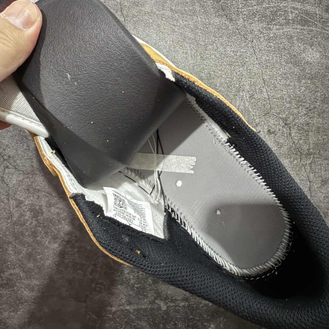 图片[9]-【DG纯原版本】Air Jordan 1 Low og AJ1乔1低帮男子文化篮球 白棕小麦 新秀 CZ0790-107 国内一线头部知名大厂出品 高端外贸零售专供品质 原厂麂皮 超高清洁度 原鞋原楦头纸板开发 原厂防尘纸 极致一眼正品既视感 尺码：40 40.5 41 42 42.5 43 44 44.5 45 46 47.5-选品中心