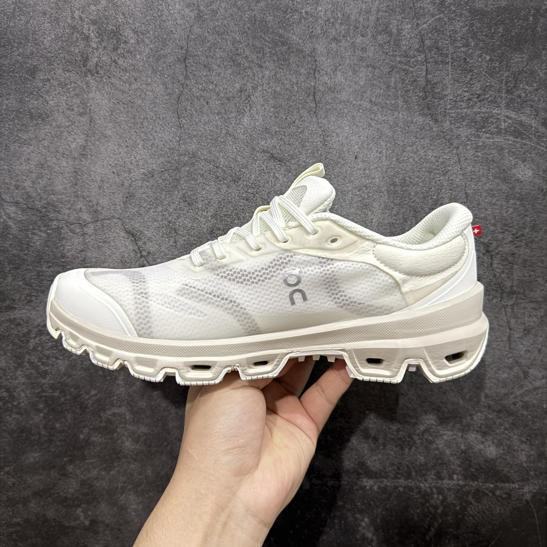 图片[2]-【PZ版本】On昂跑 x LOEWE罗意威 Cloudventure 织物 跑步 户外轻便百搭系带 减震 低帮 运动休闲鞋 采用工程飞织网布组合再生聚酯纤维鞋面材质搭载独家隐藏速度中板 镂空CloudTec科技 泡棉缓震中底 黑科技跑出圈的时尚运动新宠 尺码：36 37 38 39 40 41 42 43 44 45-选品中心