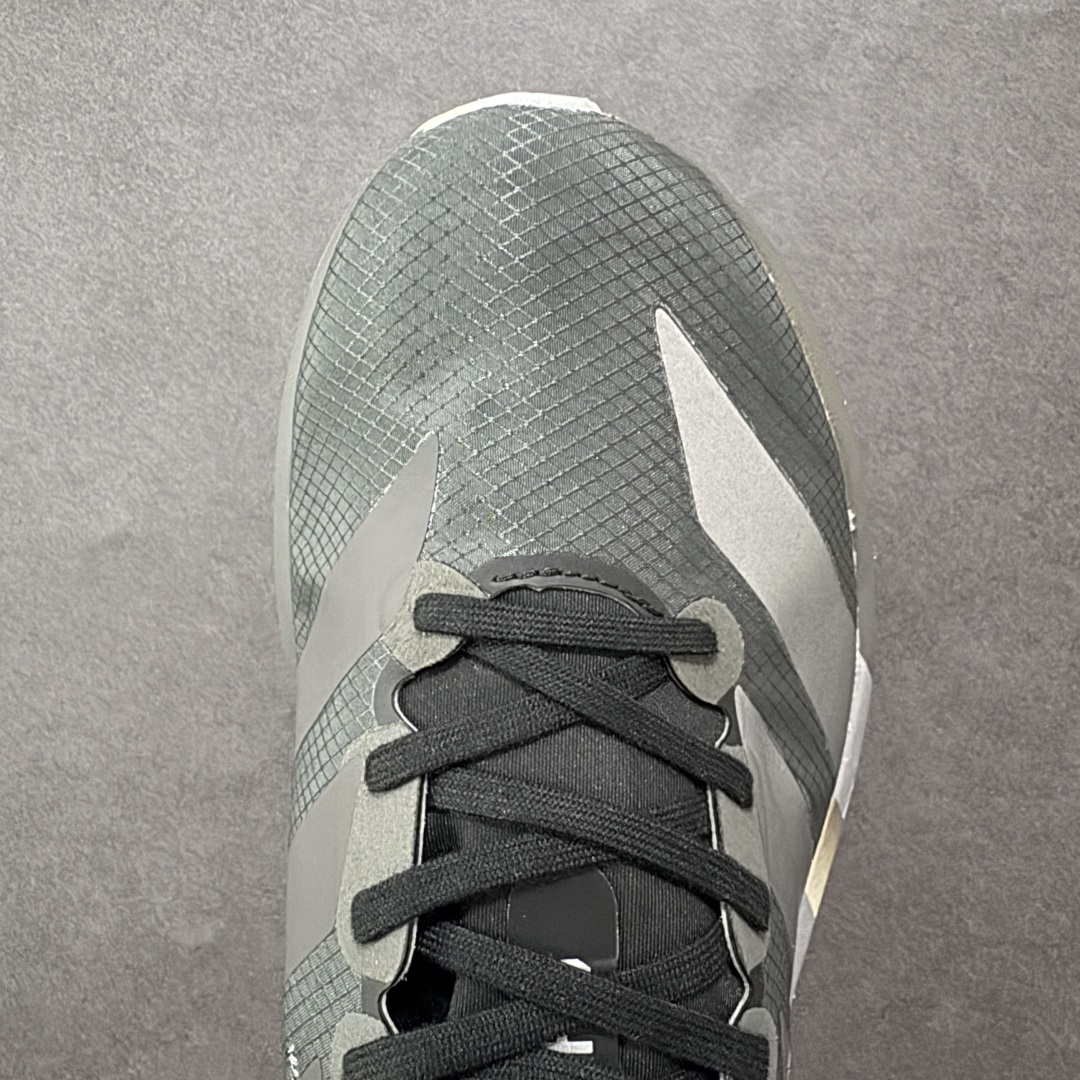 图片[8]-【公司级】阿迪达斯 Adidas Adizero Adios 9 M 阿迪超轻透气缓震跑鞋 马牌橡胶大底+超临界爆米花中底+尼龙抗扭片 此款是ADIOS系列最轻的鞋 41.5#单只170克 整体外观造型与adiZero Adios Pro EVO 1非常相似 中底配置方面搭载全掌Lightstrike Pro 鞋面采用透气网面示人 契合日常训练鞋的定位 更加耐用 外底给到了马牌橡胶 及上代竞速旗舰adidas Adizero Adios Pro 3区域分布 货号：JS3151 尺码：36 36.5 37 38 38.5 39 40 40.5 41 42 42.5 43 44 44.5 45-选品中心