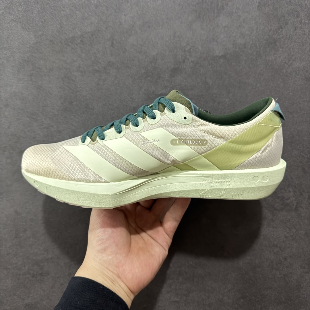 图片[2]-【公司级】阿迪达斯 Adidas Adizero Adios 9 M 阿迪超轻透气缓震跑鞋 马牌橡胶大底+超临界爆米花中底+尼龙抗扭片 此款是ADIOS系列最轻的鞋 41.5#单只170克 整体外观造型与adiZero Adios Pro EVO 1非常相似 中底配置方面搭载全掌Lightstrike Pro 鞋面采用透气网面示人 契合日常训练鞋的定位 更加耐用 外底给到了马牌橡胶 及上代竞速旗舰adidas Adizero Adios Pro 3区域分布 货号：JS3138 尺码：36 36.5 37 38 38.5 39 40 40.5 41 42 42.5 43 44 44.5 45-选品中心