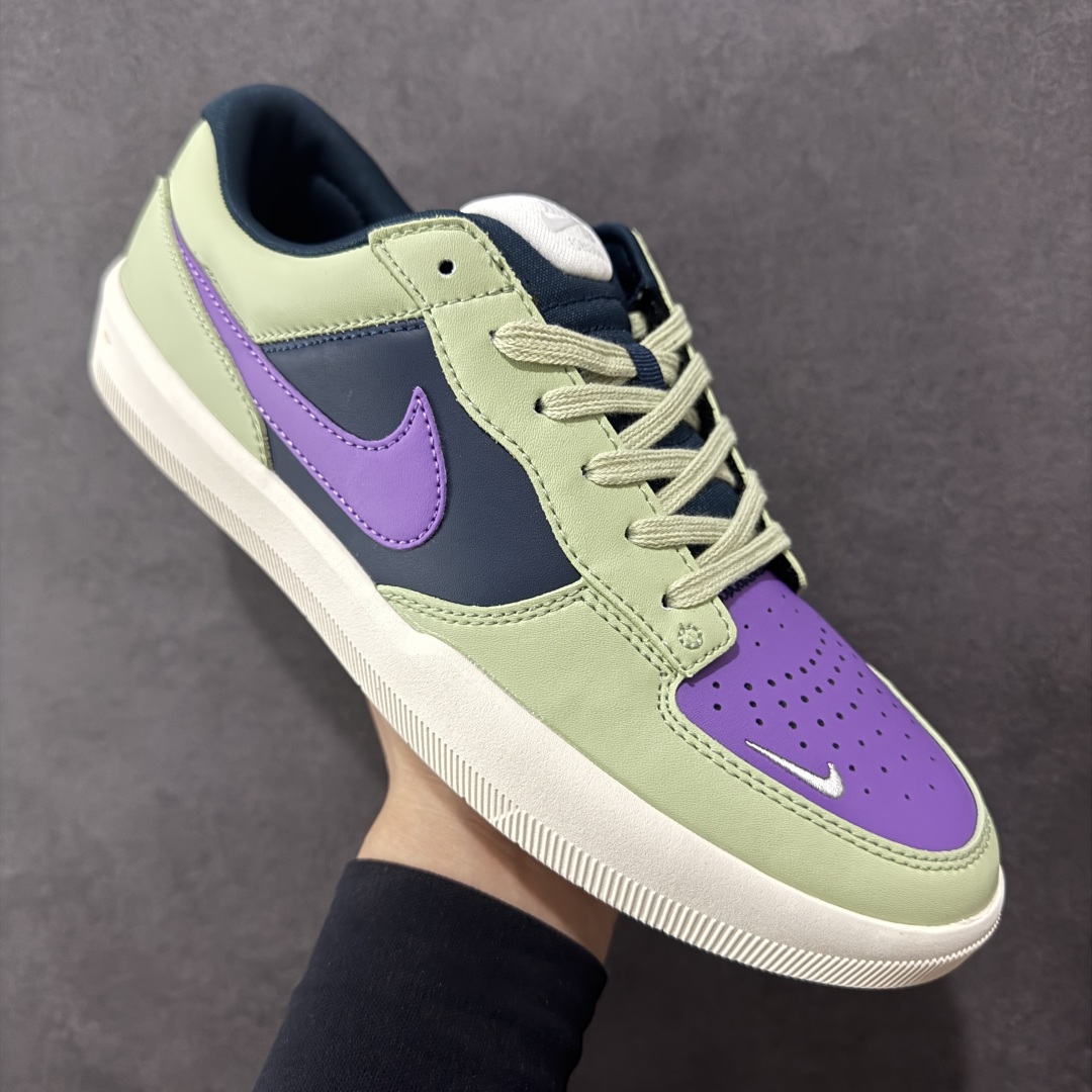 图片[3]-【纯原版】NK SB Force 58 Prml 空军58系列低帮休闲运动滑板板鞋 DV5476-300 市面最高版出货 区别市场通货便宜版本 质感细节 中底鞋垫都不一样 欢迎对比 鞋面由帆布和麂皮拼接 层次感丰富 搭配硫化外底 耐磨耐穿 鞋舌及中底后跟处饰有SB Logo 表明鞋款身份 采用包边设计 经久耐穿 硫化结构则有效提升灵活性 穿上这款全新推出的创意力作 助你耀动街头 尺码：35.5 36 36.5 37.5 38 38.5 39 40 40.5 41 42 42.5 43 44 45-选品中心