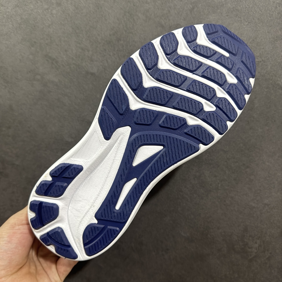 图片[9]-【公司级】AD Supernova Rise 阿迪全新休闲轻跑鞋 款鞋采用了Dreamstrike+ 中底 将缓冲材质与柔软的织物相结合 以最大限度地减少刺激性摩擦和慢跑后水泡的可能性 在美学方面 Supernova Rise 从自然和生物中汲取灵感 如深色底色和半绿色细节 货号：D68964 尺码：40-45-选品中心