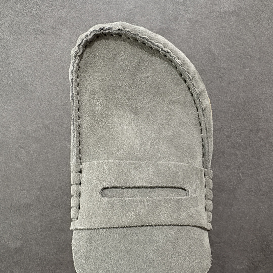 图片[8]-【莞顶纯原】勃肯 Birkenstock 优雅老钱风 乐福拖 广东原产#德国百年知名鞋履品牌·勃肯Birkenstock 勃肯#采用质地柔软绒面材质#中底搭载缓震软木橡胶 其特有的鞋床设计，贴合脚面穿着舒适 Birkenstock Milano中性软木鞋底经典款式，非常好搭，鞋底结实耐磨，适合夏天。 尺码：35-45-选品中心