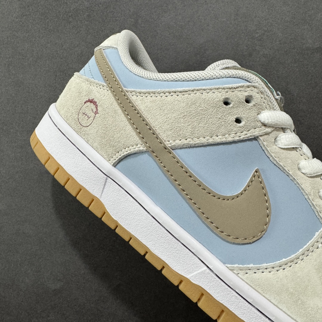 图片[6]-【纯原版】Nike Dunk SB Low 冰啡男孩 米蓝棕 低帮休闲运动板鞋 此款以简约大方的造型设计，给人以随性休闲的时尚格调，穿着舒适轻便，运动灵活自如，满足日常个性穿搭。 货号：HF3704-001 尺码：36 36.5 37.5 38 38.5 39 40 40.5 41 42 42.5 43 44 44.5 45 46-选品中心