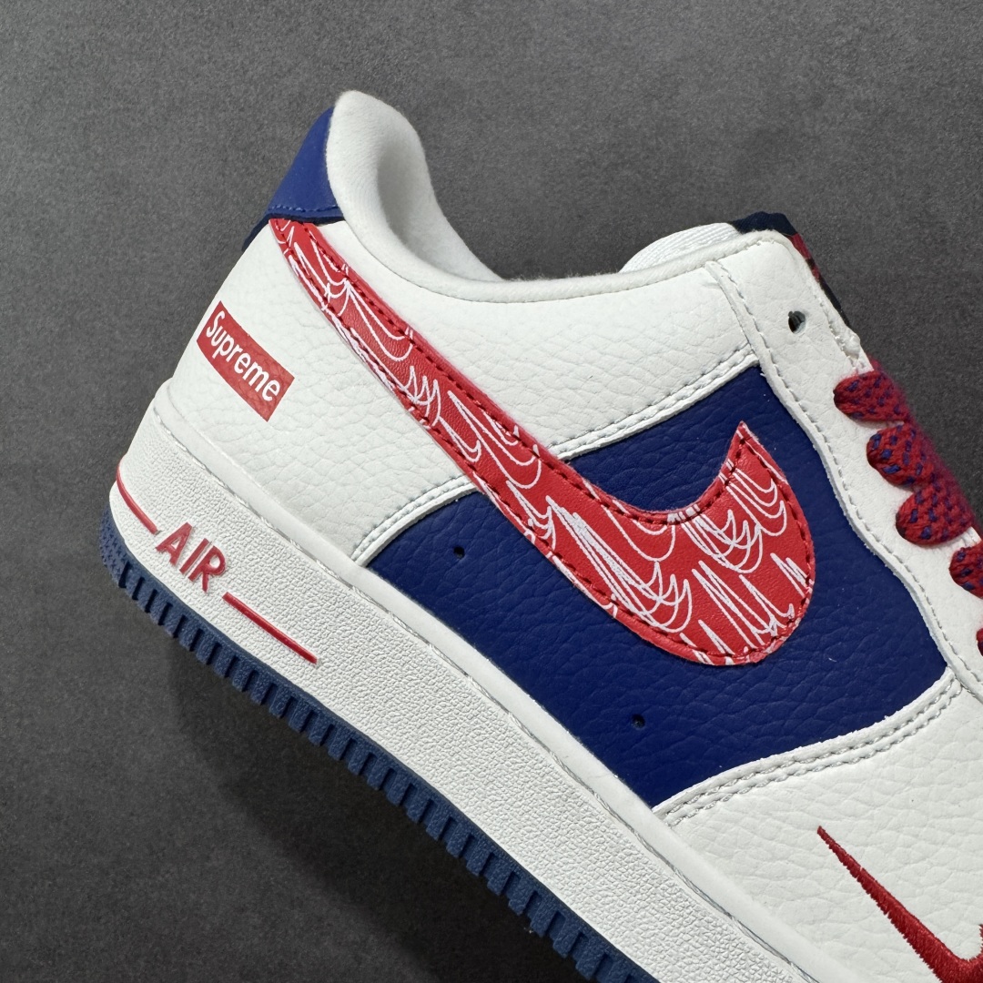 图片[6]-【定制版】海外限量发售！公司级NIke Air Force 1 \’07 Low “supreme联名米蓝红勾配色”空军一号 低帮 运动鞋 休闲鞋 折边针车 工艺难度大 原楦头原纸板 原装鞋盒 定制五金配件 内置全掌气垫 原厂鞋底 货号：DQ6628-160 尺码：36 36.5 37.5 38 38.5 39 40 40.5 41 42 42.5 43 44 44.5 45-选品中心