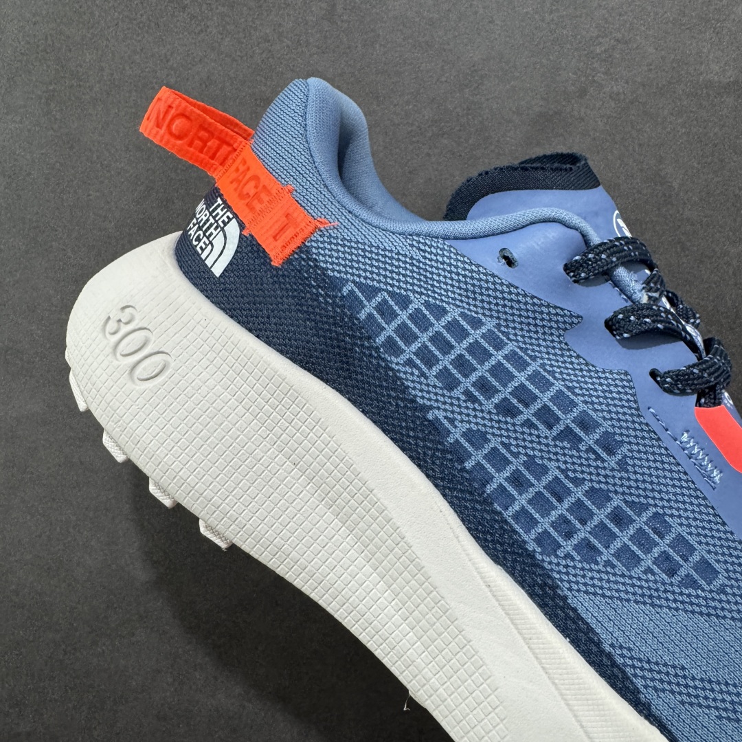 图片[6]-【纯原版】北面/The North Face Altamesa 300 阿尔塔梅萨300系列仿泼水 低帮徒步户外风登山休闲运动鞋 The North Face 全新越野跑训练鞋 Altamesa 300 兼具高效缓震与稳定性能 採用轻质、柔软的 DREAM 发泡中底科技和专為越野设计的 Surface CTRL™ 橡胶外底 大大加强舒适度和回弹性 而抓地力出色的凸纹底部让跑手可轻松应对不同路况 货号： NF0A8A9RV71-140 尺码： 39-45-选品中心