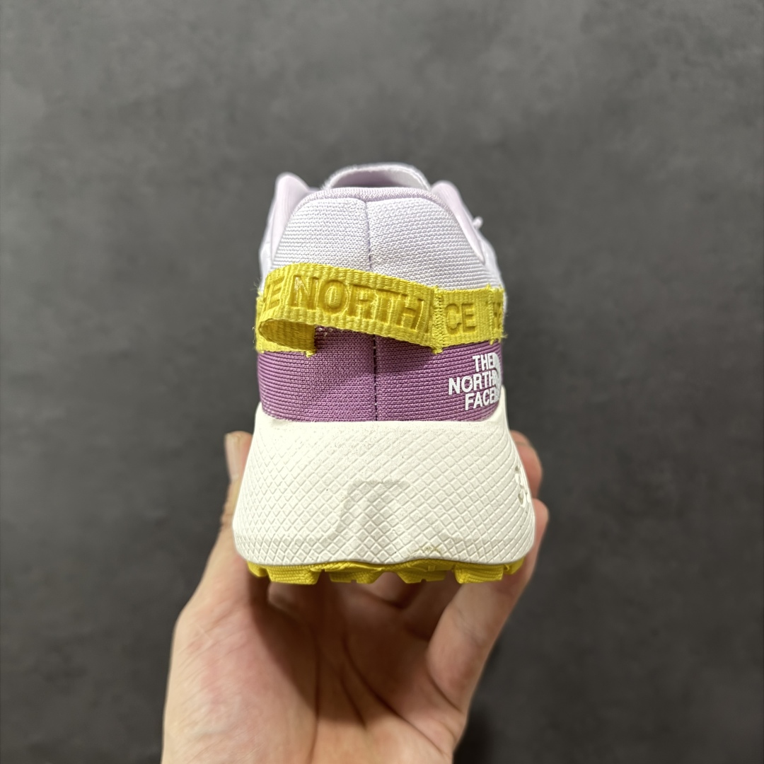 图片[4]-【纯原版】北面/The North Face Altamesa 300 阿尔塔梅萨300系列仿泼水 低帮徒步户外风登山休闲运动鞋 The North Face 全新越野跑训练鞋 Altamesa 300 兼具高效缓震与稳定性能 採用轻质、柔软的 DREAM 发泡中底科技和专為越野设计的 Surface CTRL™ 橡胶外底 大大加强舒适度和回弹性 而抓地力出色的凸纹底部让跑手可轻松应对不同路况 货号： NF0A8A9RV71-140 尺码： 39-45-选品中心