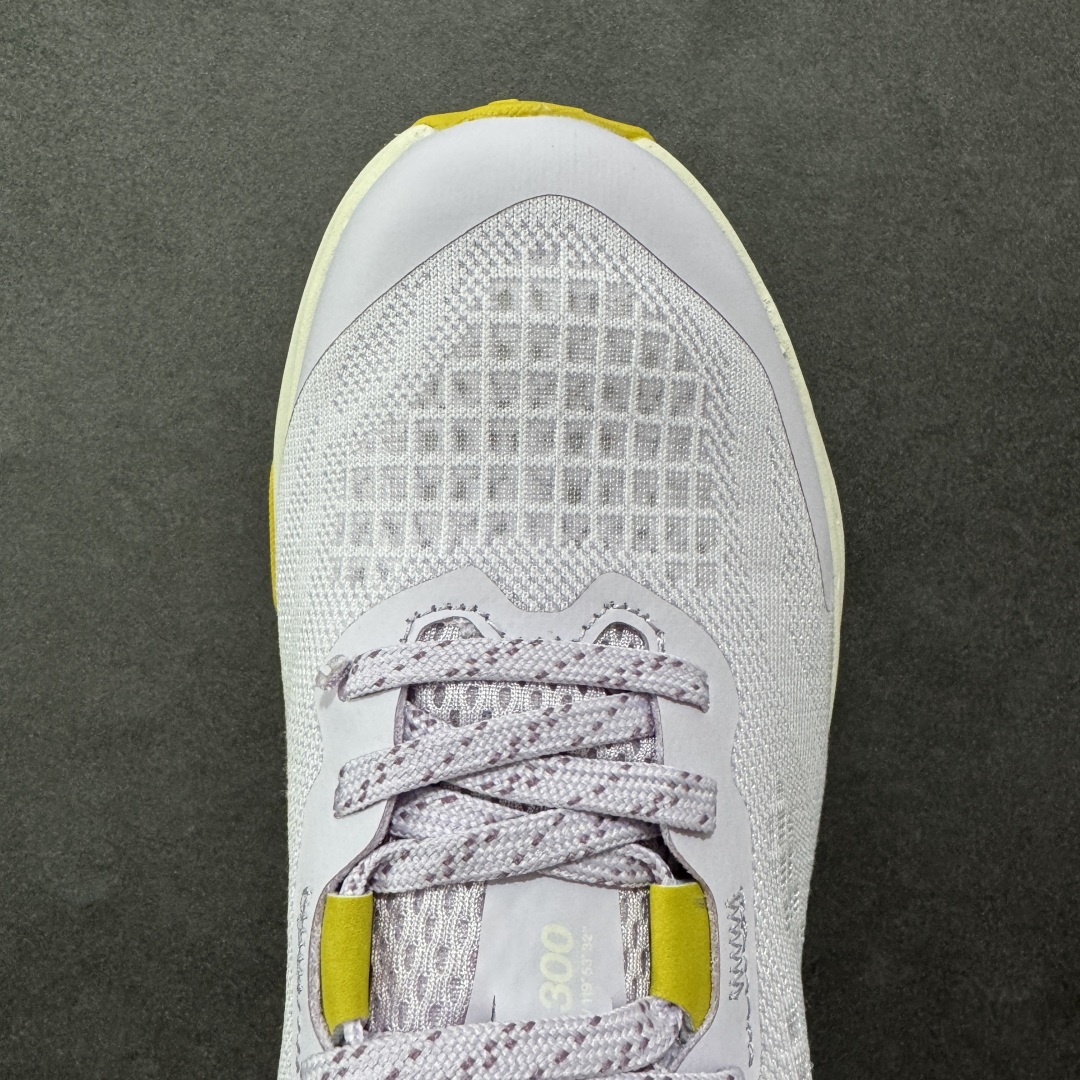 图片[8]-【纯原版】北面/The North Face Altamesa 300 阿尔塔梅萨300系列仿泼水 低帮徒步户外风登山休闲运动鞋 The North Face 全新越野跑训练鞋 Altamesa 300 兼具高效缓震与稳定性能 採用轻质、柔软的 DREAM 发泡中底科技和专為越野设计的 Surface CTRL™ 橡胶外底 大大加强舒适度和回弹性 而抓地力出色的凸纹底部让跑手可轻松应对不同路况 货号： NF0A8A9RV71-140 尺码： 39-45-选品中心