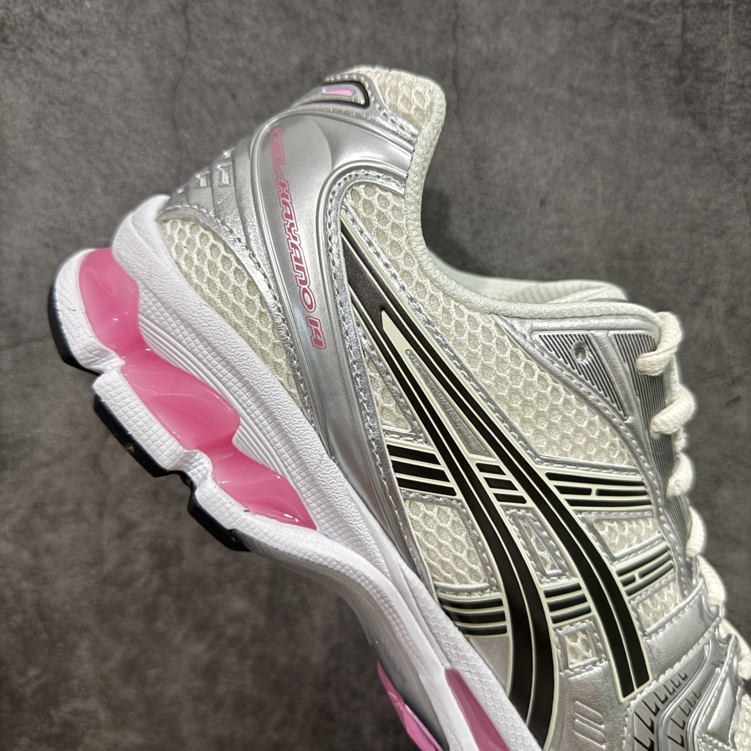 图片[7]-【总裁版】 ASICS GEL-KAYANO 14 亚瑟士系列轻量缓震休闲运动跑步鞋 市场天花板品质 鞋型细节秒杀市场流通版本 知名大厂出品 原版开发 细节完美把控 独家私模五层组合大底 原厂定制缓震硅胶加持 原盒原配 官方四联吊牌 一比一同步原鞋工艺和用料 后跟一样采用了GEL缓震胶 整体系列设计非常的科技感！ 锻炼跑步的同时让你一样时尚百搭！ 设计师 Hidenori Yamashita 以「Flash」一词为灵感，创造出未来感金属色鞋面，改造升级内在性能，由内而外全面革新，为 GEL-KAYANO 家族传承及经典跑鞋文化的延续，创下里程碑式作品。ASICS GEL – KAYANO 14 跑鞋重新诠释了复古的跑步形状，并以其 2000 年代后期的美学理念重新铺装，银色与蓝色的鞋面极为高档.网面铺陈与鞋面、鞋头多处细节位增添了透气性。ASICS GEL – KAYANO 14的鞋后跟部中底上以及多密度耐磨鞋底增加了 GEL 缓震胶，提供高抗冲击性、缓冲性、可保护脚部免受地面冲击的影响，穿着舒适性十足「入手同款」 尺码：36 37 37.5 38 39 39.5 40.5 41.5 42 42.5 43.5 44 45 46-选品中心