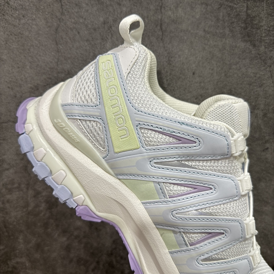 图片[7]-【纯原W1版】SALOMON XA Pro 3D 白色474782 萨洛蒙潮流越野机能户外功能鞋 纯原外贸平台特供订单 耗时半年巨作 全套原纸板楦头开发 原厂特供网布配套加持 确保原汁原味 完美呈现版型 原档数据独家私模五层组合大底 男女鞋同步官方开发至46.5 原装Ortholite轻量化鞋垫 中底布带钢印编号 原厂TPU锁扣 进口港宝加持 后跟自然饱满 还原公司包裹性 鞋面采用SENSIFT贴合技术 全方位贴合包裹脚型 鞋跟部鞋底牵引设计 提供强大的抓地性能 更适应野外崎岖不平的道路 其3D ADVANCED CHASSIS底盘 材料轻量大化 钉齿设计更具稳定性 防护性 鞋底易磨损区运用CONTAGRIP高耐磨材料 应对城市硬质路面长距离跑考验 尺码：36 36.5 37.5 38 38.5 39 40 40.5 41 42 42.5 43 44 44.5 45 46-选品中心