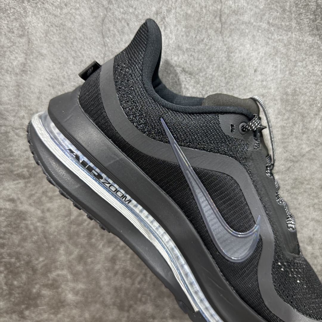 图片[7]-【H11纯原】Nike Pegasus Premium Airscape 舒适百搭减震防滑耐磨透气 低帮跑步鞋     低帮跑步鞋 白银配色，简约又不失活力，上脚超吸睛。  它不仅颜值高，性能更是一绝！  全掌气垫科技，减震防滑超耐磨，每一步都能感受到强劲回弹，给双脚舒适支撑。  透气鞋面，跑步时双脚也能自由呼吸。    #独家原包 原底原料 开模打造  #原厂鞋标 高精密准度  #原楦原纸板开发 匹配原版98%以上  #后跟弧度 正确呈现  #原厂皮料 质感无敌  #皮料切割干净 无任何毛边 清洁度细节完美    货号：HQ2592-005    尺码：36 36.5 37.5 38 38.5 39 40 40.5 41 42 42.5 43 44 45 46-选品中心