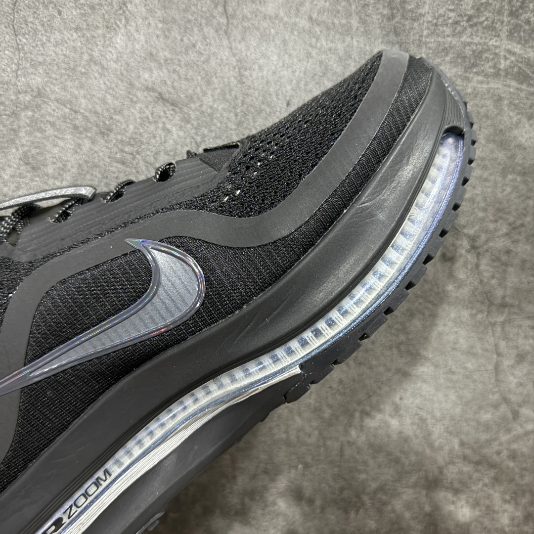 图片[6]-【H11纯原】Nike Pegasus Premium Airscape 舒适百搭减震防滑耐磨透气 低帮跑步鞋     低帮跑步鞋 白银配色，简约又不失活力，上脚超吸睛。  它不仅颜值高，性能更是一绝！  全掌气垫科技，减震防滑超耐磨，每一步都能感受到强劲回弹，给双脚舒适支撑。  透气鞋面，跑步时双脚也能自由呼吸。    #独家原包 原底原料 开模打造  #原厂鞋标 高精密准度  #原楦原纸板开发 匹配原版98%以上  #后跟弧度 正确呈现  #原厂皮料 质感无敌  #皮料切割干净 无任何毛边 清洁度细节完美    货号：HQ2592-005    尺码：36 36.5 37.5 38 38.5 39 40 40.5 41 42 42.5 43 44 45 46-选品中心