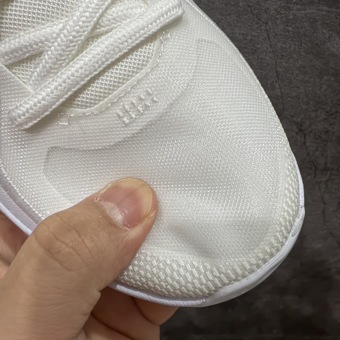 图片[4]-【灭世纯原】NK Sabrina 2 萨布丽娜二代签名减震防滑低帮篮球鞋 白银 FZ1517-101 革新登场🌪🔝颠覆革新出货‼️缓震配置独家革新！实战属性直接拉满👊🏻实战天花板上限再度提升！实战亲测-性能体验吊打国产同价位鞋款 ⚫️前掌扇形zoom➕增配中足抗扭片➕增配后掌马蹄ZOOM气垫（正品仅配置前掌扇形zoom） 完美解决 正品抗扭不足问题 ⚫️采用科比5代鞋楦以及龙骨数据打造！前后落差仅6mm！小科5实至名归！ ⚫️鞋身➕鞋头增配高频补强层，提升鞋头以及脚踝支撑性 ⚫️鞋垫采用高弹缓震垫材质-磨合一场直接贴合脚型☑️ ⚫️外底加厚2mm，升级止滑配方，磨合一次，抓地原地起飞 后卫旗舰有且只在灭世纯原（支持市场任意货品正面PK） 真材实料，肉眼可见！革新升级绝非空穴来风！灭世纯原内外兼修，用态度诠释最强实战货品👊🏻 尺码：39-46（尺码建议：标准亚洲楦 无需大半码）-选品中心