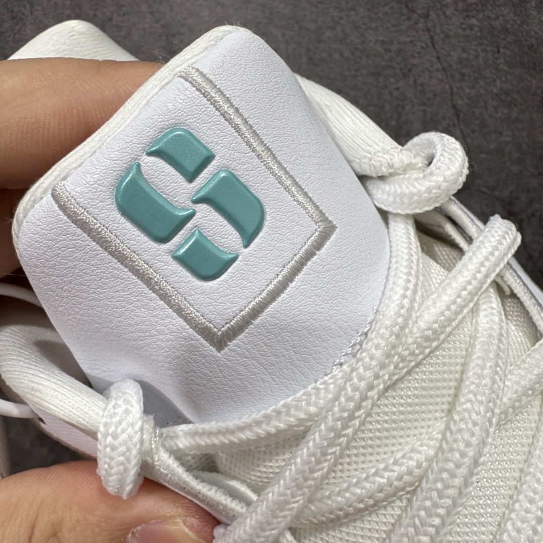 图片[5]-【灭世纯原】NK Sabrina 2 萨布丽娜二代签名减震防滑低帮篮球鞋 白银 FZ1517-101 革新登场🌪🔝颠覆革新出货‼️缓震配置独家革新！实战属性直接拉满👊🏻实战天花板上限再度提升！实战亲测-性能体验吊打国产同价位鞋款 ⚫️前掌扇形zoom➕增配中足抗扭片➕增配后掌马蹄ZOOM气垫（正品仅配置前掌扇形zoom） 完美解决 正品抗扭不足问题 ⚫️采用科比5代鞋楦以及龙骨数据打造！前后落差仅6mm！小科5实至名归！ ⚫️鞋身➕鞋头增配高频补强层，提升鞋头以及脚踝支撑性 ⚫️鞋垫采用高弹缓震垫材质-磨合一场直接贴合脚型☑️ ⚫️外底加厚2mm，升级止滑配方，磨合一次，抓地原地起飞 后卫旗舰有且只在灭世纯原（支持市场任意货品正面PK） 真材实料，肉眼可见！革新升级绝非空穴来风！灭世纯原内外兼修，用态度诠释最强实战货品👊🏻 尺码：39-46（尺码建议：标准亚洲楦 无需大半码）-选品中心