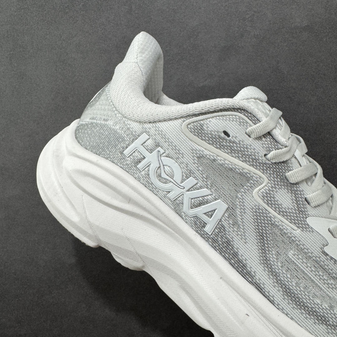 【纯原版】HOKA ONE ONE Clifton 克里夫顿10代专业性能减震公路跑步鞋
轻盈透