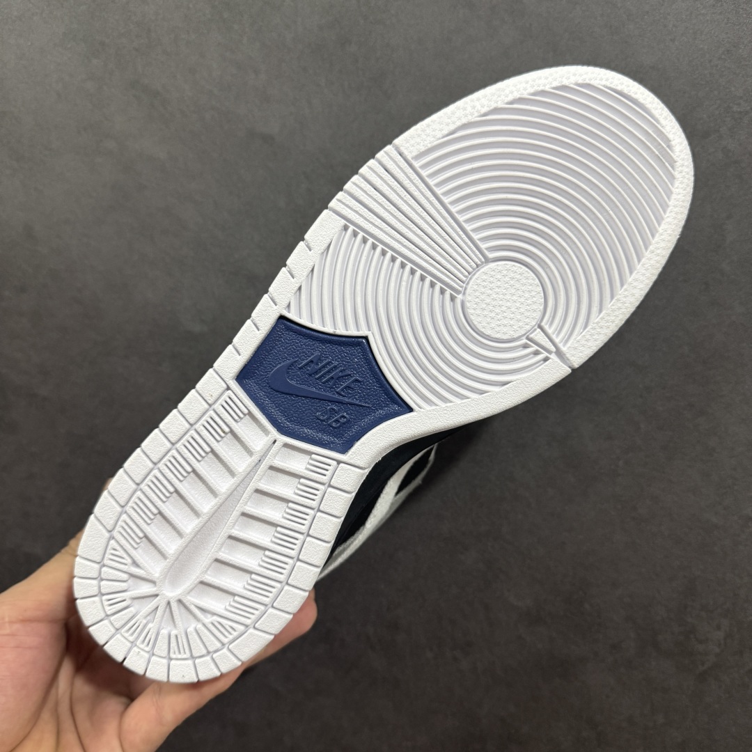 图片[9]-【定制版】Nike Dunk SB 陨石 荒漠废土 灰黑 此款以简约大方的造型设计，给人以随性休闲的时尚格调，穿着舒适轻便，运动灵活自如，满足日常个性穿搭。 货号： DX6775-400 尺码： 36 36.5 37.5 38 38.5 39 40 40.5 41 42 42.5 43 44 44.5 45-选品中心