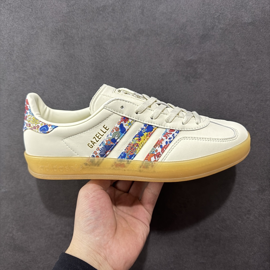 【神版】阿迪达斯Adidas Gazelle Indoor Trainers 羚羊内训系列低帮复古百搭休闲运动德训风板鞋 原楦开发版型,采用猪巴革组合环保纤维革鞋面材质,内环保海玻璃鞋垫,外置RB橡胶大底❗️ 货号:JH7370 尺码:36-45半-选品中心
