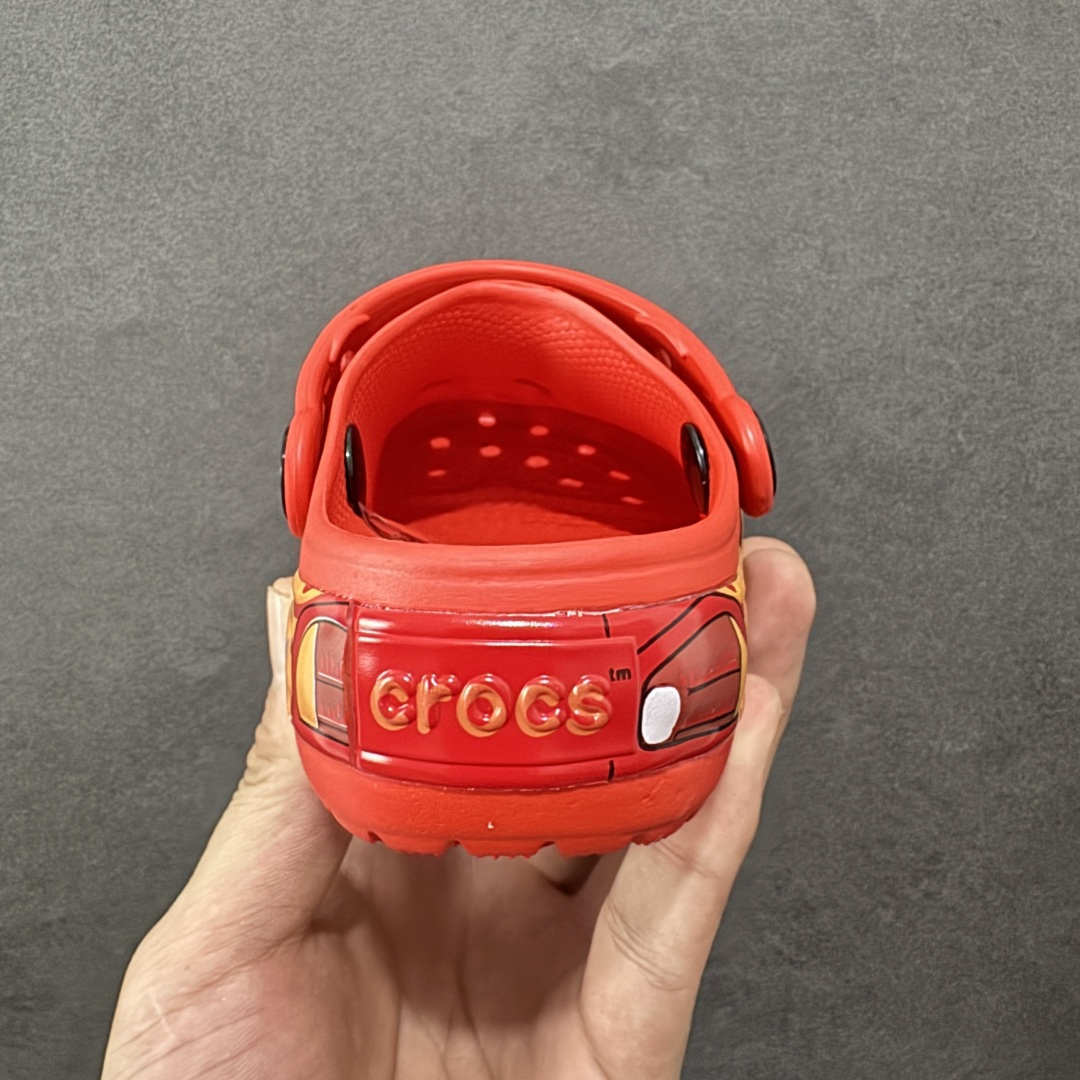 130 莞产童鞋Cars x Crocs卡骆驰Classic clog”Lightning McQueen”休闲舒适洞洞鞋 赛车总动员联名 红色 带灯版