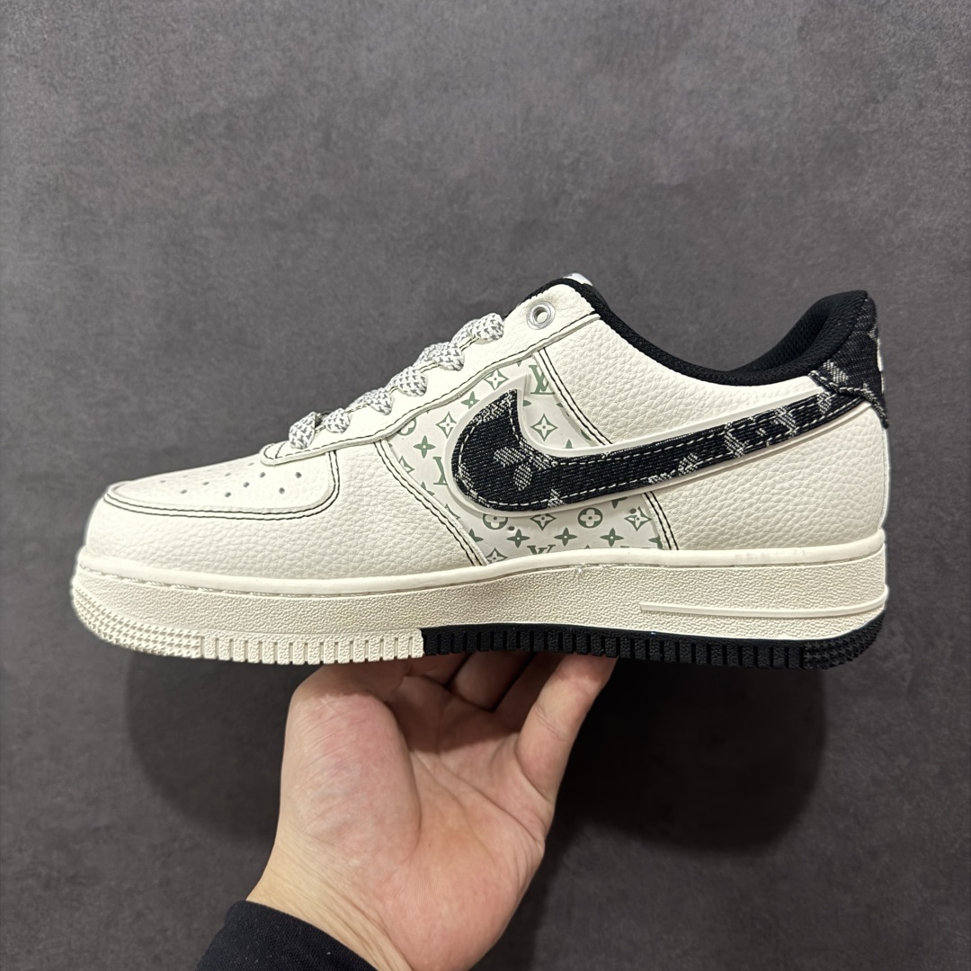 图片[2]-【定制版】Louis Vuitton x Nk Air Force 1’07 定制配色 Lv联名 空军一号低帮经典低帮休闲百搭板鞋 YX5066-341 定制鞋盒 大厂流水作业生产 超高清洁度 皮料切割干净无任何毛边 细节完美   尺码：36 36.5 37.5 38 38.5 39 40 40.5 41 42 42.5 43 44 44.5 45-选品中心