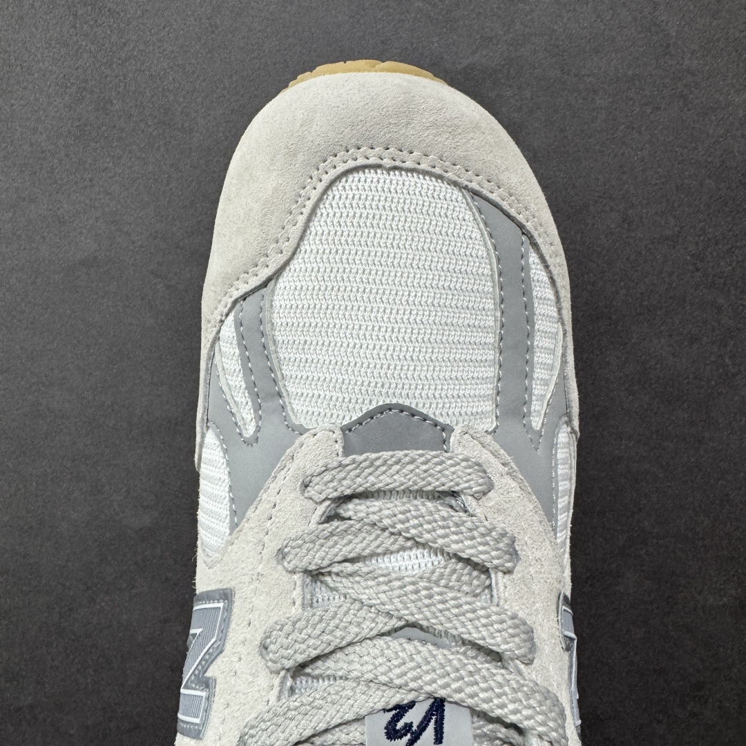 图片[8]-【K版纯原】New Balance 新百伦NB991总统复古慢跑鞋 U991VS2 鞋身以网眼鞋面结合同色系优质麂皮革构成，鞋舌处点缀 New Balance Made In USA 同色系刺绣标识，彰显鞋款身份。鞋侧点缀银色 \”991\” 字样，丰富鞋身设计的同时，构建时尚外观。鞋款搭载 ABZORB 缓震系统，通过缓冲和抗压性的结合来吸收冲击力，舒适功能升级。同时搭配泛黄做旧中底，打造丰富层次感，缔造出色复古韵味。 尺码：36 37 37.5 38 38.5 39 40 40.5 41.5 42 42.5 43 44 44.5 45-选品中心