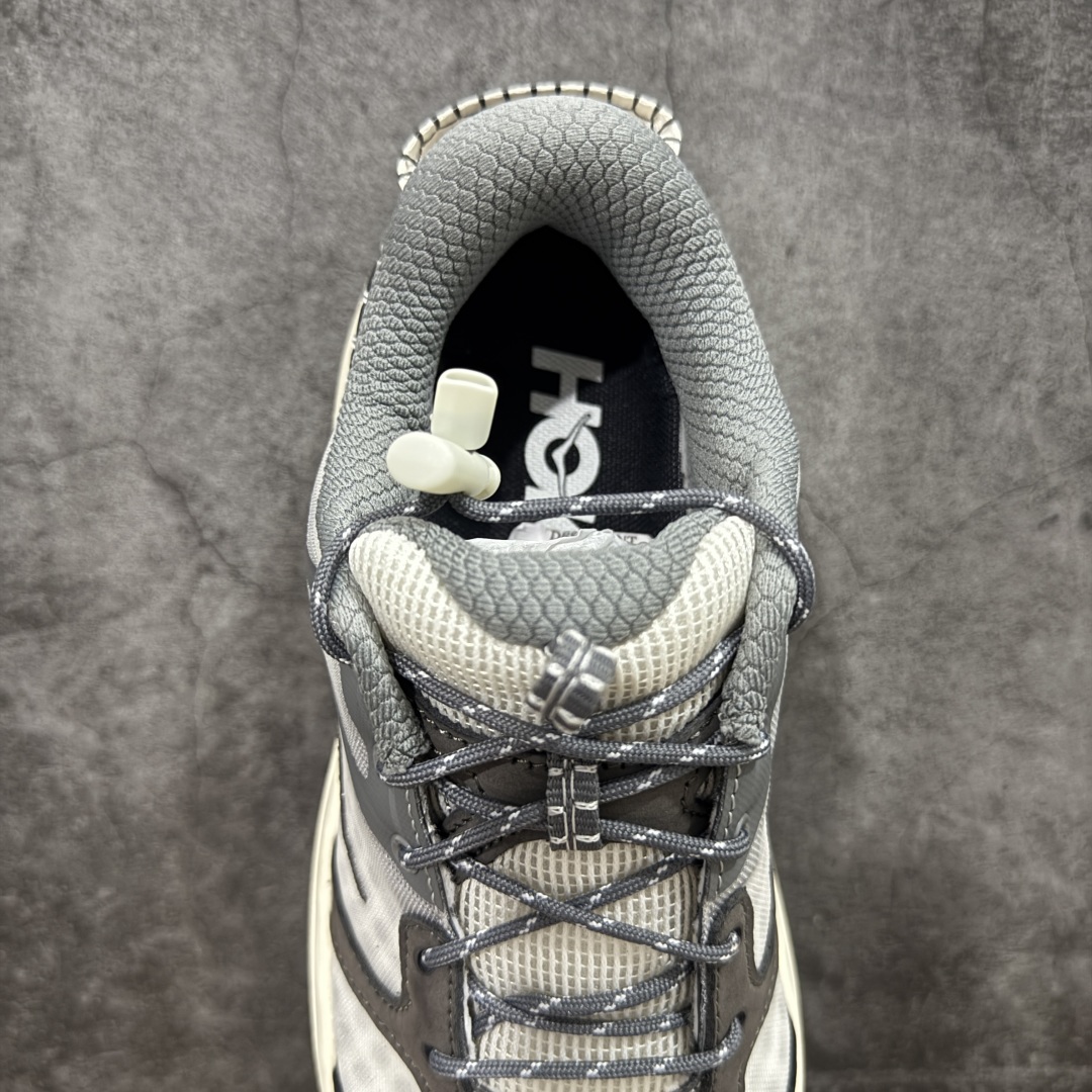 图片[8]-【公司级】HOKA ONE ONE Bondi B3 LS 运动舒适低帮跑步鞋 男女同款 高品质 原材料开发 邦代鞋头采用牛皮革材质 网面是MONO 纱材质 ，里面是蜂窝煤透气网眼定型。后跟设计采用皮革双缝线 ，HOKA经典的厚底设计。 鞋底采用EVA板材发泡 脚感舒适 减震耐磨透气跑步运动鞋 尺码 36 36.5 37.5 38 38.5 39 40 40.5 41 42 42.5 43 44 44.5 45 46 47-选品中心