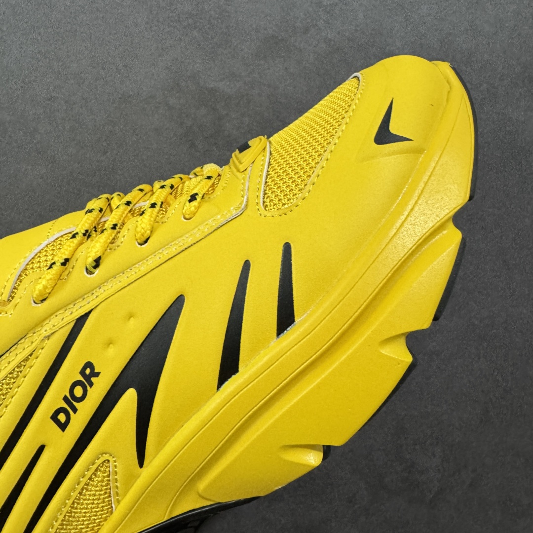 图片[5]-【公司级】Dior 迪奥 B44 Dior迪奥休闲时尚运动鞋系列 渠道原装订单 全套专柜包装物及配件 釆用超软舒适透气面料 同源出厂真丝绸防尘鞋套袋 原装雪梨形超软沙绒纸团 鞋底采用橡胶大底内外锁死工艺 最大限度弯折永不开胶，原鞋一致效果 尺码：39 40 40.5 41 42 42.5 43 44 45-选品中心