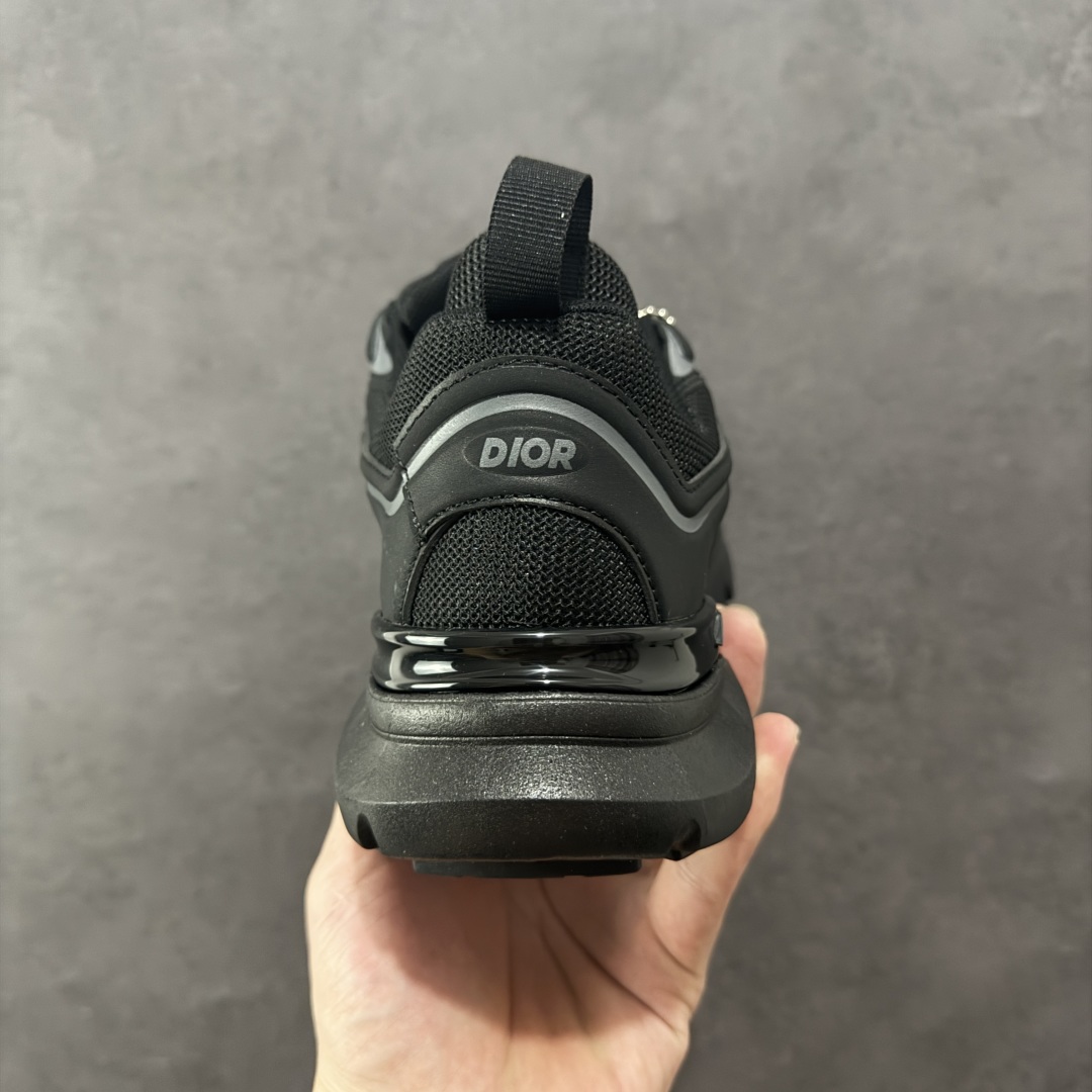 图片[4]-【公司级】Dior 迪奥 B44 Dior迪奥休闲时尚运动鞋系列 渠道原装订单 全套专柜包装物及配件 釆用超软舒适透气面料 同源出厂真丝绸防尘鞋套袋 原装雪梨形超软沙绒纸团 鞋底采用橡胶大底内外锁死工艺 最大限度弯折永不开胶，原鞋一致效果 尺码：39 40 40.5 41 42 42.5 43 44 45-选品中心