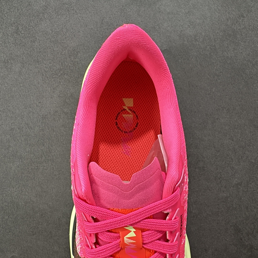 图片[7]-【RS纯原】Nike Pegasus Plus 超级飞马系列马拉松跑步鞋 HV3022-600 平台专供 充正品质 之前未流通市场版本 内里嵌入定型海绵 中底搭载前Zoom+全掌React配置 全部原鞋开发打造 所有细节全部同步原版 全新一代拥有 Zoom Air 一如既往的稳定感和流畅感 鞋面采用工程网眼设计 为特定高热区域营造出色透气性 进一步增加鞋面的穿孔数量 让足部能够快速散热 中足搭配 Flywire 飞线 在高速运动时营造舒适稳定的贴合感 内置Zoon气垫加持 动力十足！ 尺码：36 36.5 37.5 38 38.5 39 40-选品中心