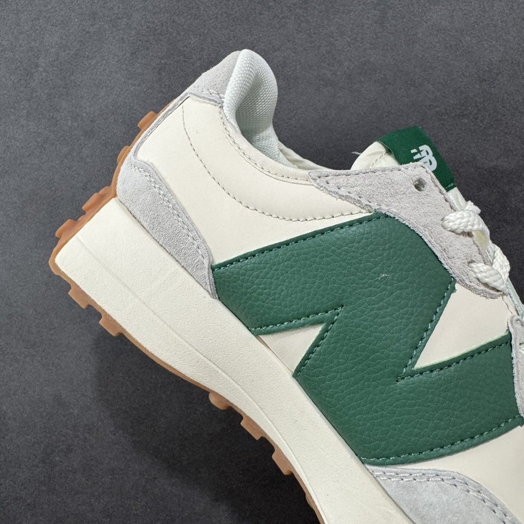 图片[6]-【K8版本】NB新百伦New Balance NB327系列复古休闲运动慢跑鞋 WS327LX 全新 New Balance 327 系列，以更纯粹的复古风格设计打造的全新造型。侧身还以解构设计，将 N 字标志以做旧压花样式呈现，样式别具新意。而麂皮、冲孔皮革的塑造，则呈现出高级怀旧气质，也让鞋款在奢华时装风格与运动氛围之间达到了平衡。 尺码：36～45半-选品中心