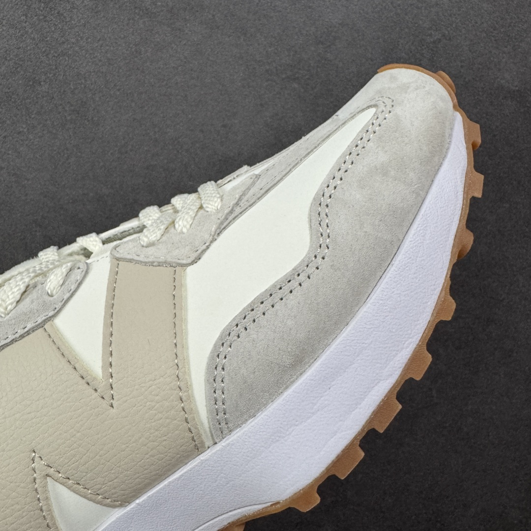 图片[5]-【K8版本】NB新百伦New Balance NB327系列复古休闲运动慢跑鞋 WS327AN 全新 New Balance 327 系列，以更纯粹的复古风格设计打造的全新造型。侧身还以解构设计，将 N 字标志以做旧压花样式呈现，样式别具新意。而麂皮、冲孔皮革的塑造，则呈现出高级怀旧气质，也让鞋款在奢华时装风格与运动氛围之间达到了平衡。 尺码：36～45半-选品中心
