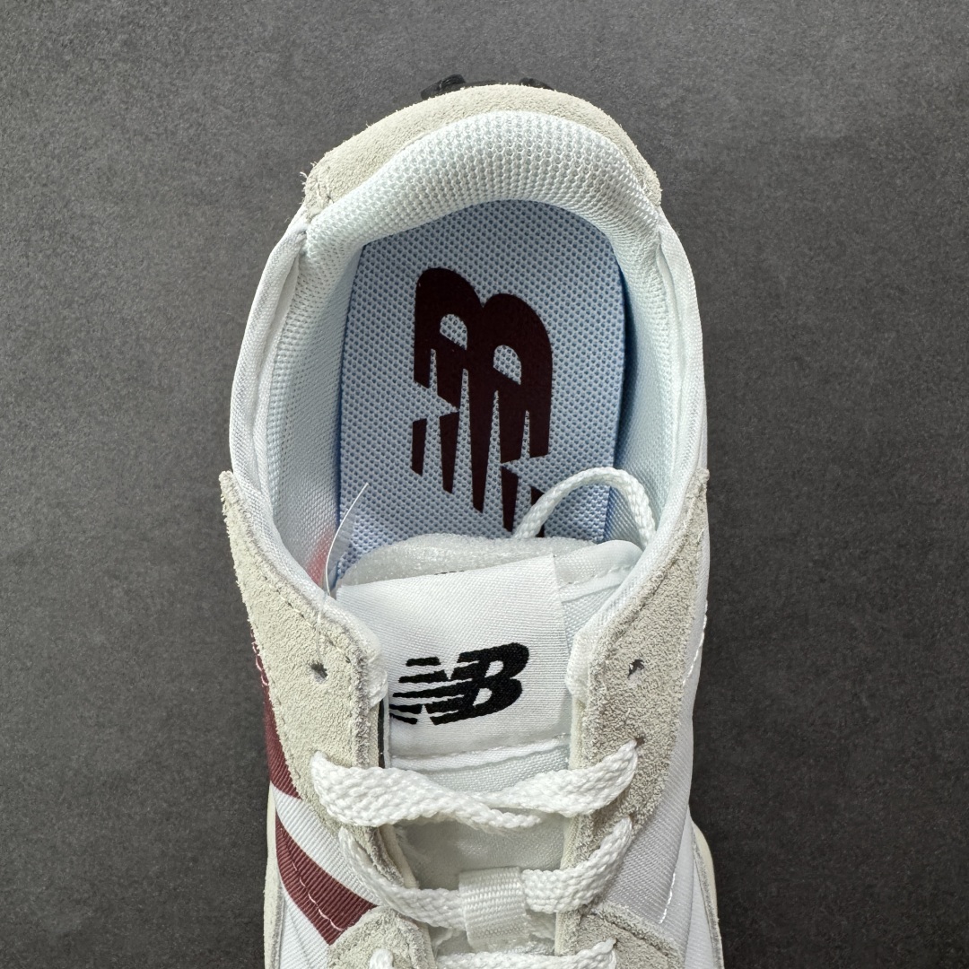 图片[7]-【K8版本】NB新百伦New Balance NB327系列复古休闲运动慢跑鞋 WS327CD 全新 New Balance 327 系列，以更纯粹的复古风格设计打造的全新造型。侧身还以解构设计，将 N 字标志以做旧压花样式呈现，样式别具新意。而麂皮、冲孔皮革的塑造，则呈现出高级怀旧气质，也让鞋款在奢华时装风格与运动氛围之间达到了平衡。 尺码：36～45半-选品中心