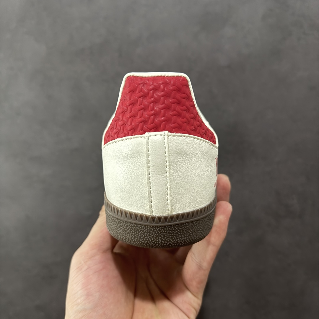 图片[4]-【定制版】adidas originals Samba OG x Louis Vuitton 棕白红 桑巴舞系列复古经典轻便板鞋 此款以简约大方的造型设计 给人以随性休闲的时尚格调 穿着舒适轻便，运动灵活自如 满足日常个性穿搭 货号：GJ75810 尺码：36 36.5 37 38 38.5 39 40 40.5 41 42 42.5 43 44 44.5 45-选品中心