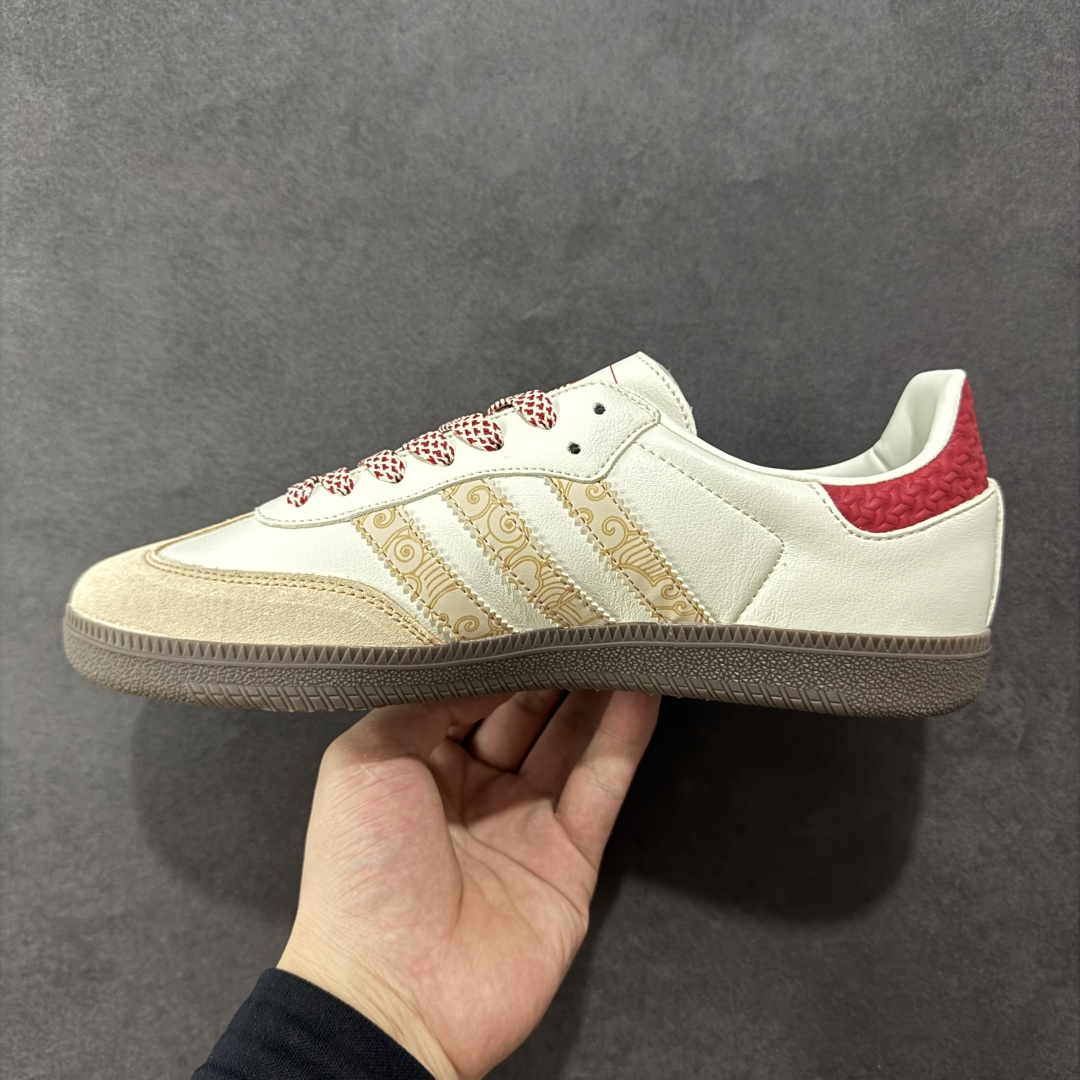 图片[2]-【定制版】adidas originals Samba OG x Louis Vuitton 棕白红 桑巴舞系列复古经典轻便板鞋 此款以简约大方的造型设计 给人以随性休闲的时尚格调 穿着舒适轻便，运动灵活自如 满足日常个性穿搭 货号：GJ75810 尺码：36 36.5 37 38 38.5 39 40 40.5 41 42 42.5 43 44 44.5 45-选品中心