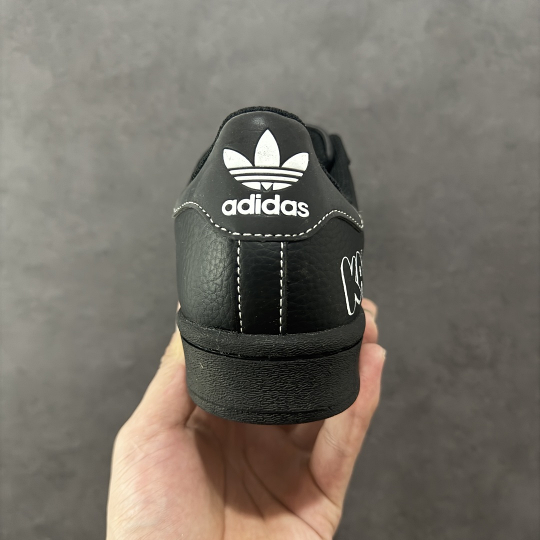 图片[4]-【定制版】AD Originals Superstar x KAWS 黑蓝绿 采用全新头层拼接皮革材质 后跟采用特色3D立体印字 渠道正品订单 诠释市场最高工艺水平 全鞋进口头层皮料打造 区别市面普通真标版本，进出专柜无压力 货号：BZ2533 尺码：36-45-选品中心